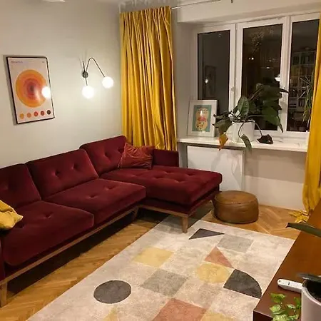 80 Meters, 3 Rooms, Saska Kepa * Varşova